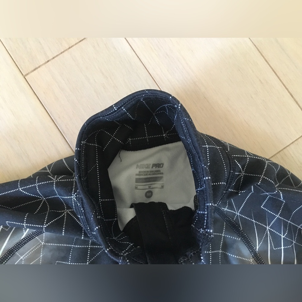 Nike Pro Hyperwarm half zip top - Picture 2 of 6